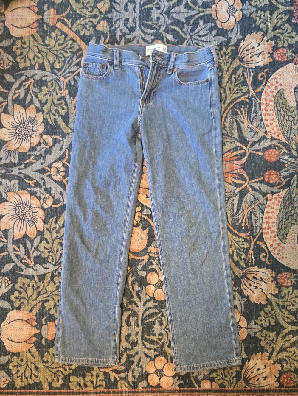 abercrombie kids 9/10 Loose Straight-Leg Jeans in Light Blue Denim